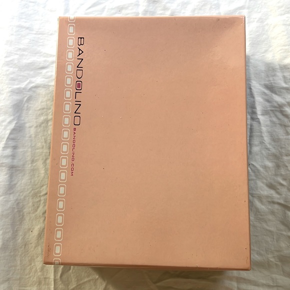 Bandolino BD Bordeaux Lace-Up Block Heel Oxford in Black Leather (8.5) - Picture 15 of 15